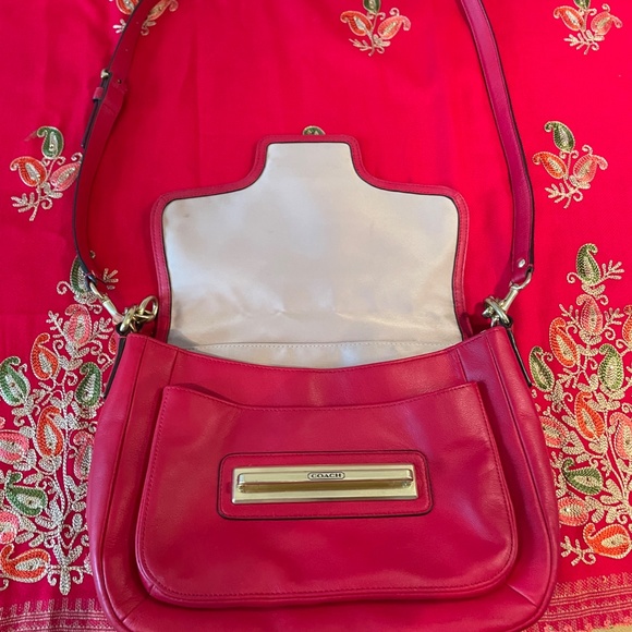 Red Leather Coach Flap Bag with Exquisite Gold Detail - Picture 6 of 6